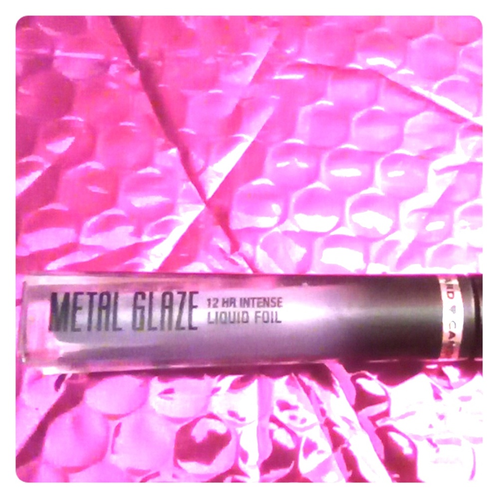 Hard Candy Metal Glaze Gloss